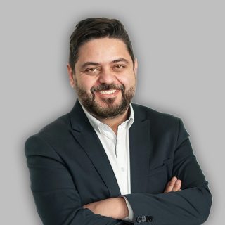 Ari KALOSTYAN