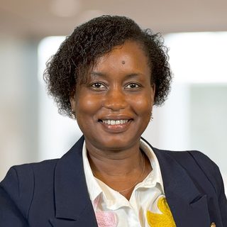 Armande SAWADOGO fond changé