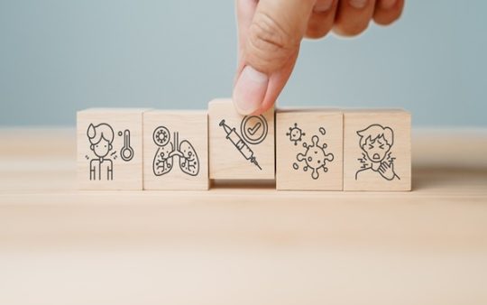 shutterstock detentionvaccin